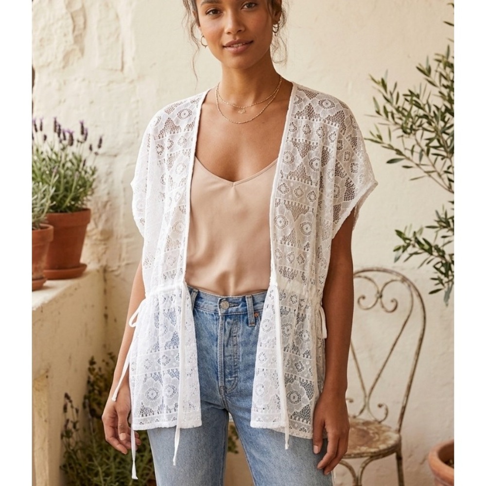 Christopher & Banks Petite White Floral Lace Open‎ Front Kimono Cardigan Fit All